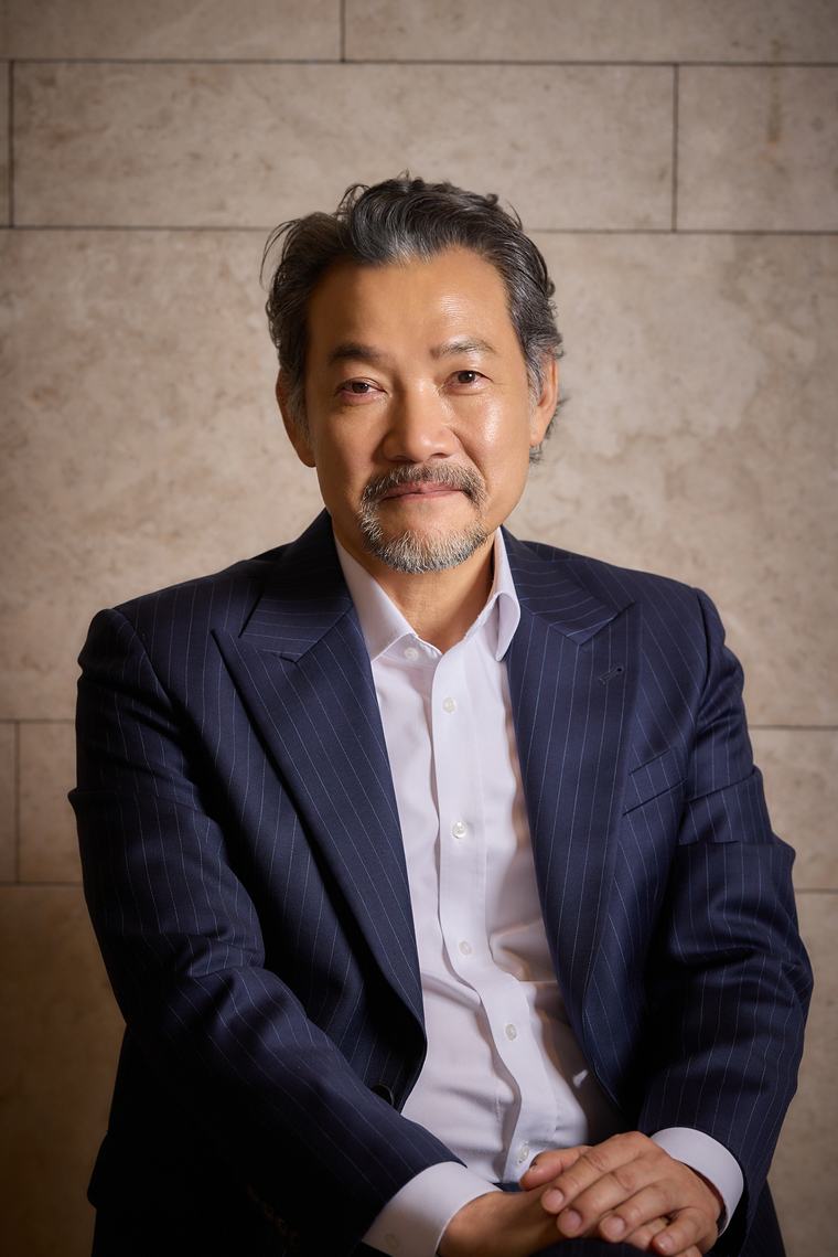 Jung Jin-young “‘Father's Home-cooked Meal’ is my signature work…a story inside a cellphone coming to theaters, it feels like a miracle” [Interview]
