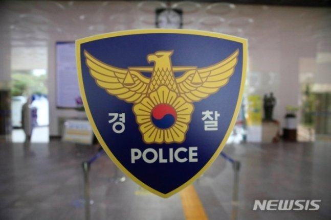 해운대 주차 차량에 2.8㎏ 돌덩이 낙하…두달째 용의자 오리무중