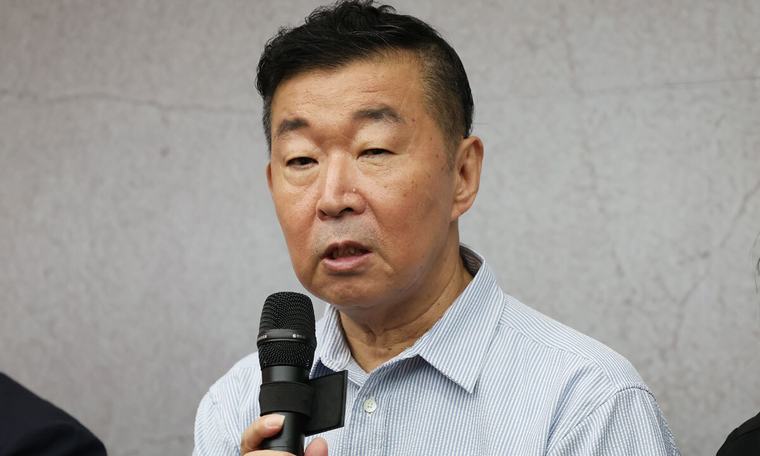 연극 '스미레 미용실' 연출가 정의신 "인생은 희비극, 인간이라는 존재의 묘한 점"