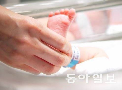 여성 고학력화가 저출산 원인?…출산율 하락의 5%만 설명