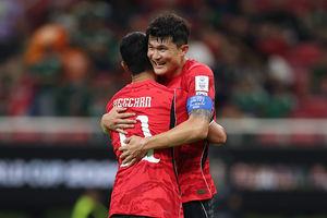 '황소' 황희찬의 독일 복귀전, 대표팀 절친 김민재가 막아서나…샬케 데뷔전부터 초대박 매치 성사된다