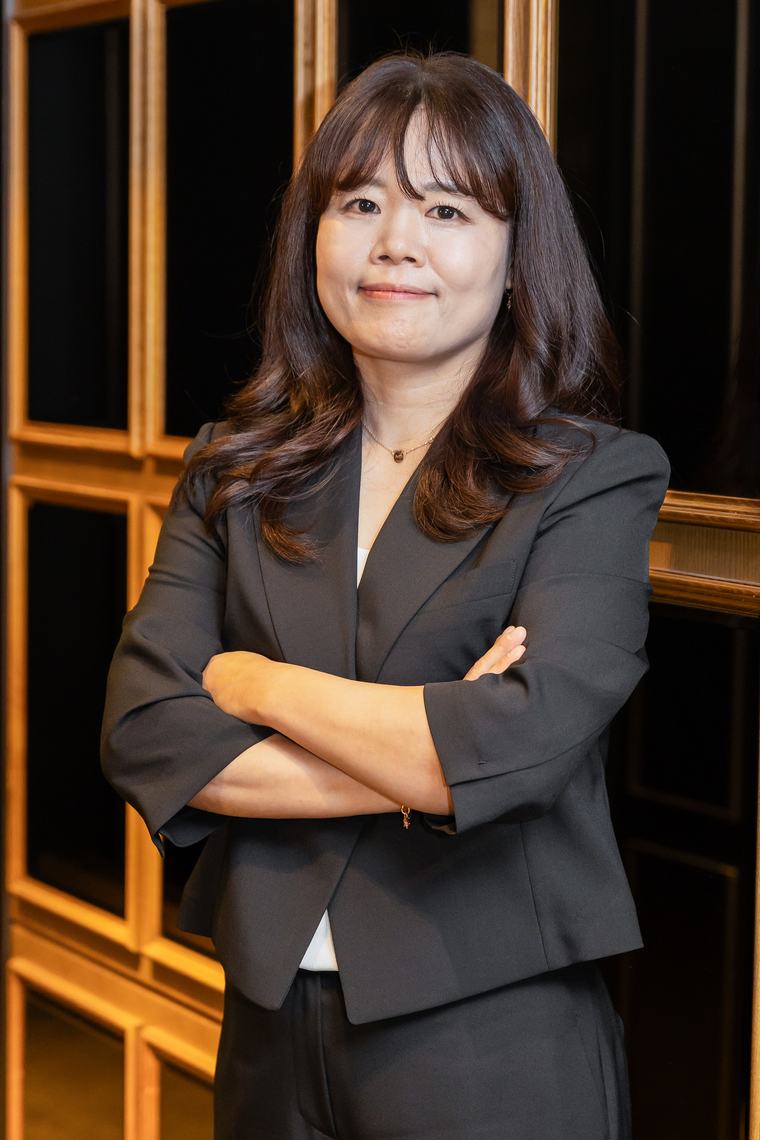 전주국제영화제 한국경쟁 화제작 ‘캐리어를 끄는 소녀’ 전국 개봉
