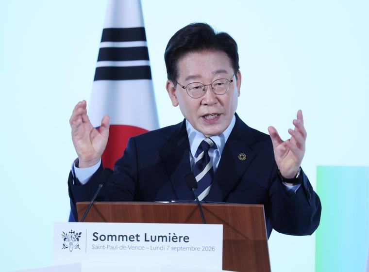 李 “영화·영상 산업 위기, 기회로 만들어야”…뤼미에르 선언 채택