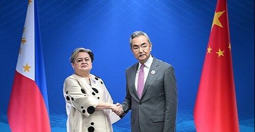 '송환 대기' 중국인, 필리핀서 사망에…中 "관련자 책임 물어야"