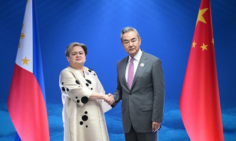 中, 송환 대기 중이던 중국인 필리핀서 숨지자 “책임 물어야”