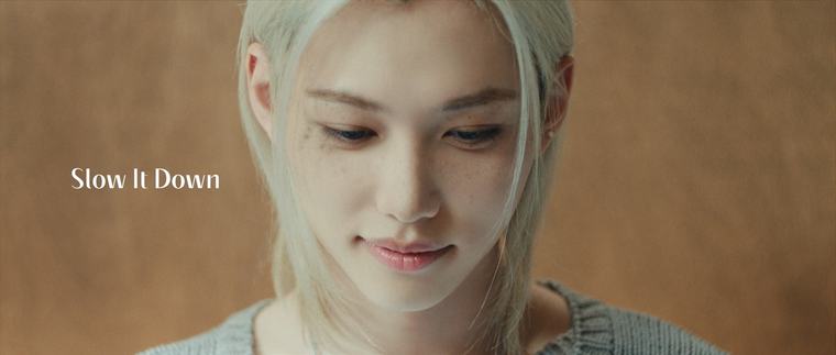 Felix of Stray Kids delivers warm comfort with the new song ‘Slow It Down’(Slow It Down)