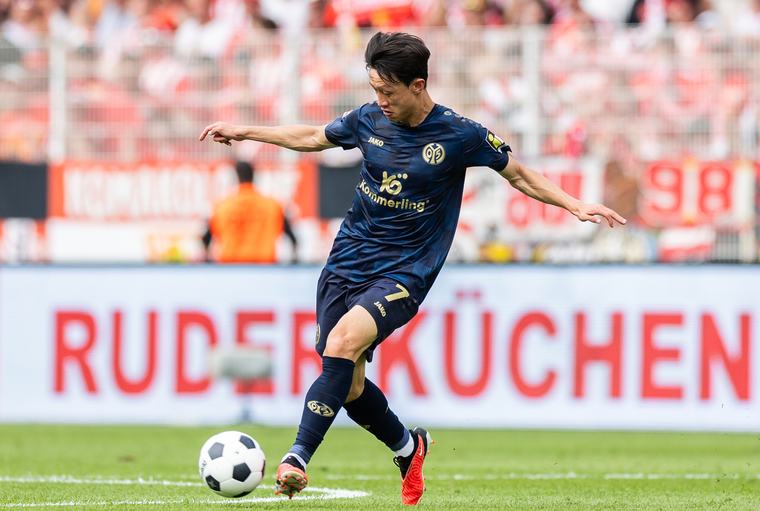 이재성, 올 시즌 리그 첫 도움…마인츠는 함부르크에 5-0 대승