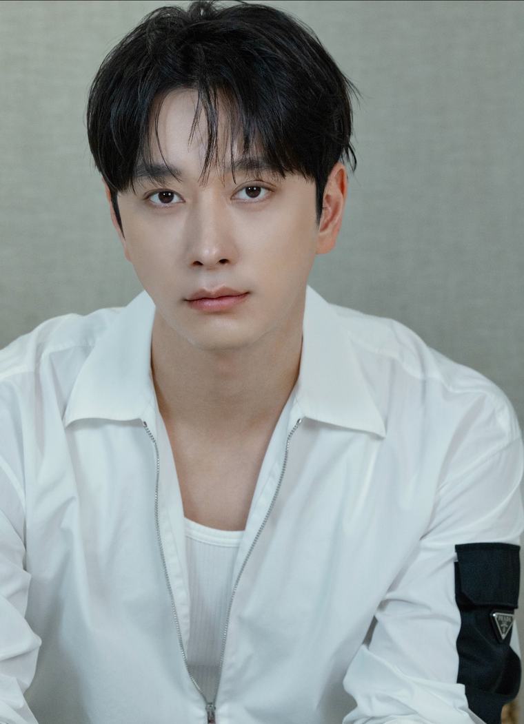 황찬성, 글로벌 파워 통했다…‘이요찬’ 시즌2 쭉쭉