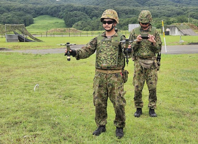 우크라전서 답 찾은 日, 값싼 드론 수천대 투입 ‘비대칭 우위’ 잡는다