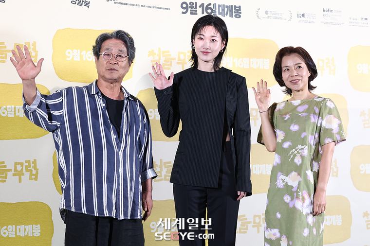 [포토] 기주봉-하윤경-양말복, 영화 '철들무렵' 주역들 한자리에