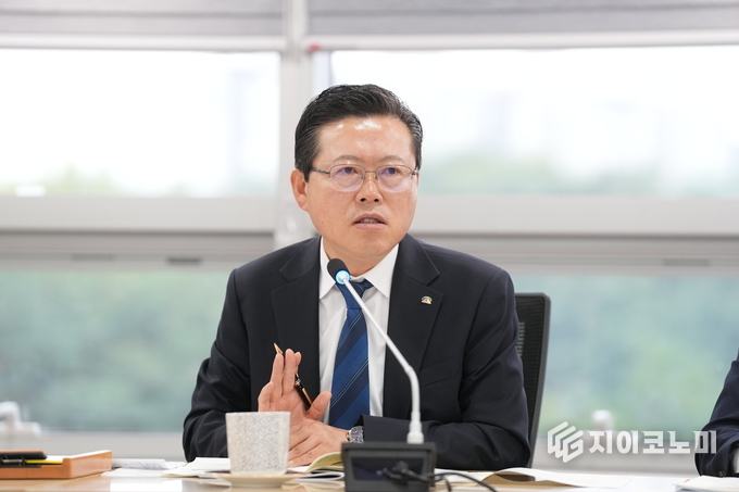 장기수 천안시장 “협업·책임 행정으로 미래 먹거리 선점해야”