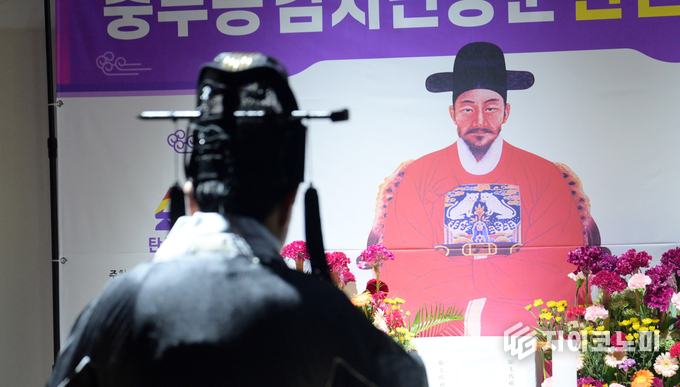 “나라와 백성을 먼저”…김시민 장군 호국정신 되새겨