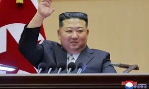 ‘통일’ 지우고 ‘김정은 유일 체제’ 강조…바뀐 북한 당규약 전문 첫 공개