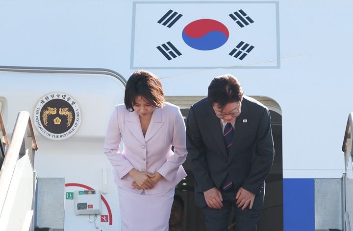 이 대통령, 6~9일 프랑스 국빈방문…AI·우주·원자력 등 첨단산업 협력 확대 순위동일