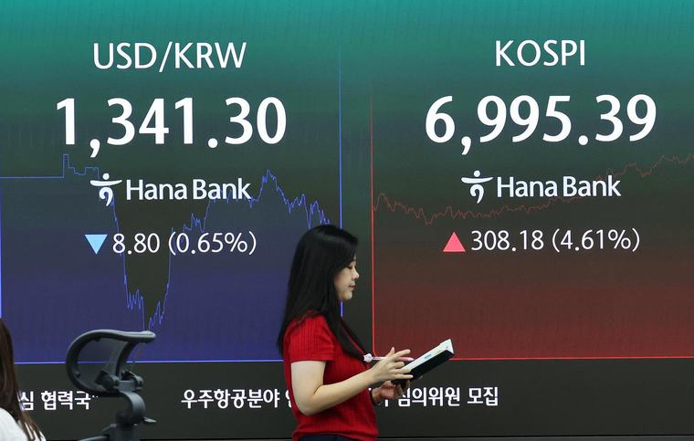 반도체 수출 호조로 원화 가치 상승…韓, 4만 달러 클럽 진입 기대